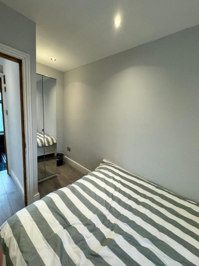 1 Bed With Kitchenette And Bathroom أكسفورد المظهر الخارجي الصورة
