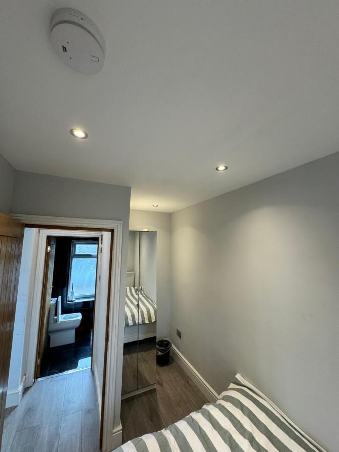 1 Bed With Kitchenette And Bathroom أكسفورد المظهر الخارجي الصورة
